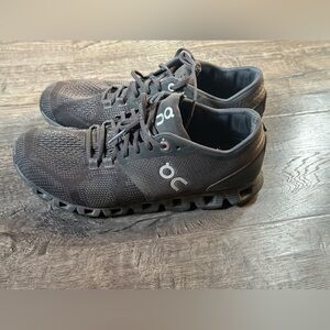 On cloud X women’s running shoes size 6.5